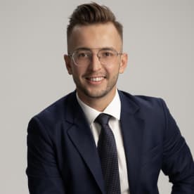 Agent nieruchomości — Warszawa: Adrian Paczkowski