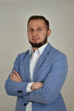 Agent nieruchomości — Warszawa: Adrian Podgórski