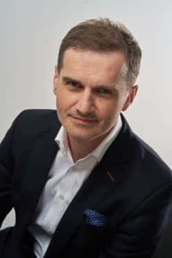 Artur Chrobak - Agent nieruchomości w: Rzeszów