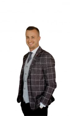 Agent nieruchomości — Warszawa: Filip Kacperkiewicz