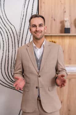 Hubert Strugała - Real Estate Agent in Kraków