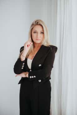 Iza Okwiet - Real Estate Agent in Częstochowa