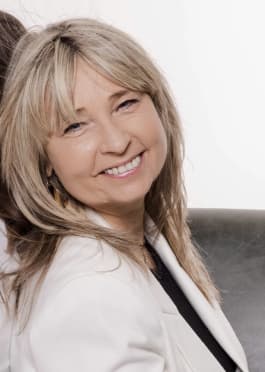 Agent nieruchomości — Warszawa: Izabela Pogroszewska