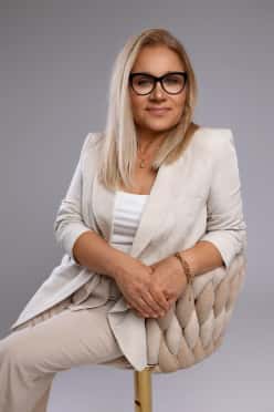 Joanna Proń-Farkasinszka - Real Estate Agent in Piła