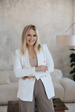 Agent nieruchomości — Warszawa: Kinga Błachnio
