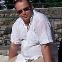 Konrad Koniarz - Real Estate Agent in Kraków