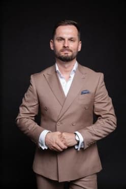 Real Estate Agent in Warszawa: Krzysztof Bieńko